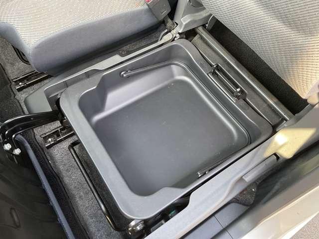 ワゴンR 660 FA 運転席・助手席エアバック/ABS/マニュアルエアコン/パワステ/パワーウインドウ/リモコンキー/CDチューナー(17枚目)