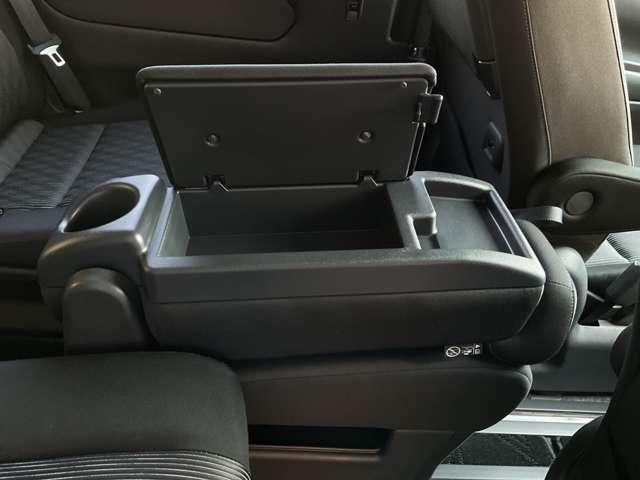 セレナ 2.0 ハイウェイスター V メモリーナビ/プロパイロット/ETC/両側オートスライドドア/LEDヘッドライト/フルセグTV/純正アルミホイール/エマージェンシーブレーキ/踏み間違い防止装置/横滑り防止装置/ハイビームアシスト(31枚目)