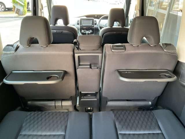 セレナ 2.0 ハイウェイスター V メモリーナビ/プロパイロット/ETC/両側オートスライドドア/LEDヘッドライト/フルセグTV/純正アルミホイール/エマージェンシーブレーキ/踏み間違い防止装置/横滑り防止装置/ハイビームアシスト(34枚目)