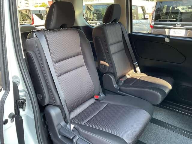 セレナ 1.2 e-POWER ハイウェイスターV プロパイロット エマージェンシーブレーキ/踏み間違え防止/車線逸脱警報/横滑り防止装置/フロント・リヤドライブレコーダー/メモリーナビ/アラウンドビューモニター/ETC2.0/LEDヘッドライト/スマートルームミラー(8枚目)