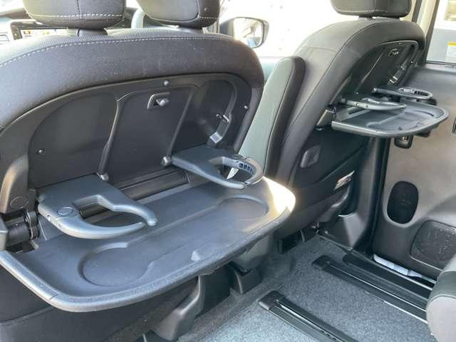 セレナ 1.2 e-POWER ハイウェイスターV プロパイロット エマージェンシーブレーキ/踏み間違え防止/車線逸脱警報/横滑り防止装置/フロント・リヤドライブレコーダー/メモリーナビ/アラウンドビューモニター/ETC2.0/LEDヘッドライト/スマートルームミラー(41枚目)