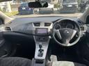 運転席からの視界が広く、隅々まではっきり見渡せます☆小物入れも多くスッキリした運転席廻り