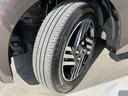 純正アルミホール・サイズは155/65R14。タイヤの溝も十分