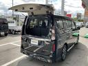 デュアルバックドア 狭い駐車場でもお荷物の出し入れが可能な便利機能です!