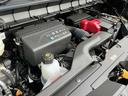 エンジンは発電機として機能し、モーターが車を動かす動力源となるため、電気自動車に近い走りを楽しめます。