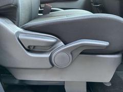 ��ž�ʥ����ȥ�ե����ʥ�����åȼ��ˤǡ����̤ι⤵��岼��ư�����γʤˤ��碌��Ĵ�����Ǥ������Ǥ�ä��걿ž�Ǥ��ޤ��� 6