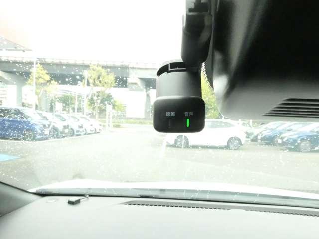 オーラ 1.2 NISMO プロパイロット・ハイビームアシスト・スマ カーテンエアバッグ エマブレ 寒冷地 インテリキー ETC ドラレコ 車線逸脱警報 ワンセグ キーフリーシステム ダブルエアバック アルミホイール 運転席エアバッグ メモリーナビ アイドリングストップ(14枚目)