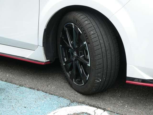 オーラ 1.2 NISMO プロパイロット・ハイビームアシスト・スマ カーテンエアバッグ エマブレ 寒冷地 インテリキー ETC ドラレコ 車線逸脱警報 ワンセグ キーフリーシステム ダブルエアバック アルミホイール 運転席エアバッグ メモリーナビ アイドリングストップ(20枚目)