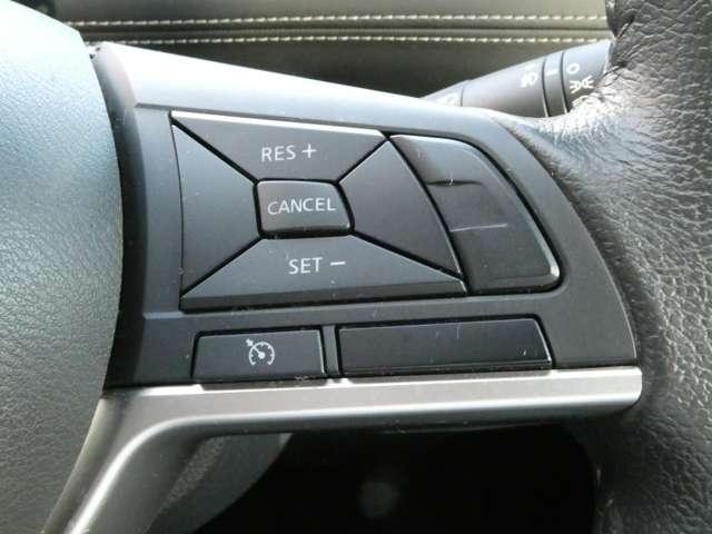 セレナ 2.0 ハイウェイスター Vセレクション ハンズフリー両側オートスライドドア 全周カメラ I-STOP サイドカメラ 両側ASD Aクルーズ ワンオ-ナ-車 車線逸脱 LEDヘッドライト バックカメラ パーキングアシスト ETC 寒冷地仕様 TVナビ キーレス オートエアコン(14枚目)