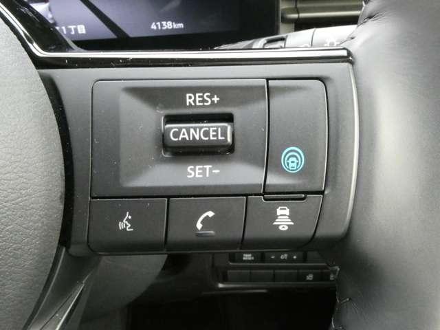 セレナ 1.4 e-POWER ハイウェイスターV プロパイロット 自動(被害軽減)ブレーキ 展示試乗車UP LDP 追従クルーズ LEDランプ バックモニター アルミホイール ドライブレコーダ ETC スマートキー オートエアコン サイドカーテンエアバック ナビTV(13枚目)