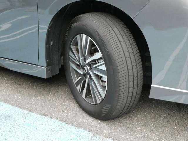 セレナ 1.4 e-POWER ハイウェイスターV プロパイロット 自動(被害軽減)ブレーキ 展示試乗車UP LDP 追従クルーズ LEDランプ バックモニター アルミホイール ドライブレコーダ ETC スマートキー オートエアコン サイドカーテンエアバック ナビTV(20枚目)