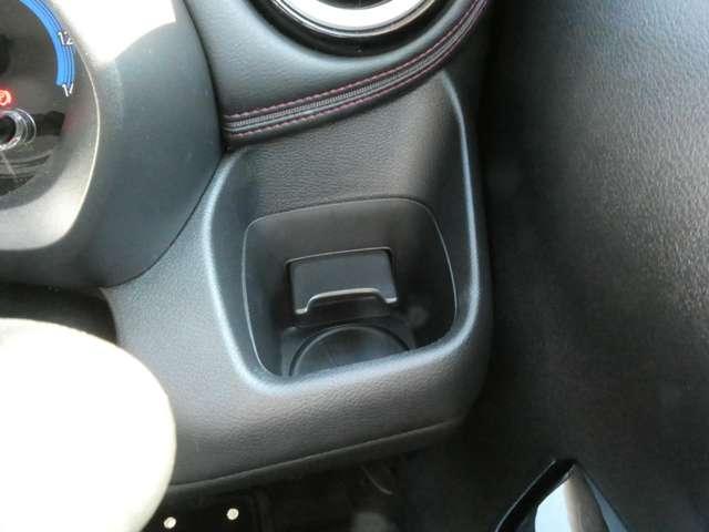 デイズ ６６０　ハイウェイスターＧターボ　プロパイロット　エディション　プロパイロット・ハイビームアシスト・スマ　アルミ　エアバック　ＥＴＣ車載器　ＬＥＤヘッドライト　レーダークルーズ　インテリジェントキー　レーンアシスト　キーレス　ドライブレコーダー　サイドカメラ　アイドリングストップ　エアコン　メモリ－ナビ（9枚目）