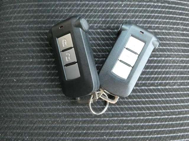 デイズルークス ６６０　ハイウェイスターＸ　シーリングファン・ハイビームアシスト・純　レーダーブレーキサポート　ｉストップ　全周囲モニタ　メモリナビ　Ｂカメラ　１オーナー　ナビ＆ＴＶ　車線逸脱警告　エアコン　ＥＴＣ　記録簿有　ＬＥＤライト　Ｗエアバック　ワンセグＴＶ　キーレス　ＡＢＳ（11枚目）