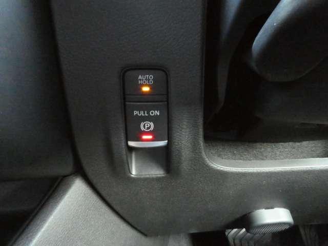 セレナ ２．０　ハイウェイスターＶ　プロパイロット・ハイビームアシスト・スマ　Ｗ電動スライド　レーダークルコン　レーンアシスト　ＬＥＤランプ　ＥＴＣ装備　カーテンエアバッグ　アルミホイール　キーフリー　メモリ－ナビ　ナビＴＶ　エアコン　ドラレコ　ワンセグＴＶ　バックカメラ（8枚目）