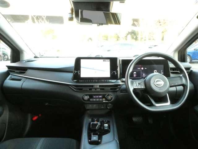 ノート １．２　Ｘ　ハイビームアシスト・スマートルームミラー　リアカメラ　衝突被害軽減ブレ－キ　全方位カメラ　ＥＴＣ付　ＬＥＤヘッドライト　レーンアシスト　インテリジェントキー　ワンオーナー　ドラレコ　アイドリングストップ　盗難防止システム　ワンセグＴＶ　ＡＢＳ（4枚目）