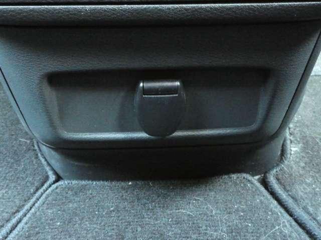 セレナ 2.0 ハイウェイスター V プロパイロット サイドエアバッグ アラウンドビュ- アルミ 衝突被害軽減 LDP エアバッグ 両側オートスライドドア LEDライト インテリジェントキー サイドカメラ メモリーナビ アイドリングストップ(8枚目)