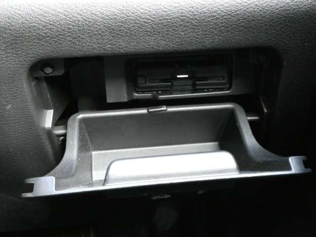 セレナ 2.0 ハイウェイスター V プロパイロット サイドエアバッグ アラウンドビュ- アルミ 衝突被害軽減 LDP エアバッグ 両側オートスライドドア LEDライト インテリジェントキー サイドカメラ メモリーナビ アイドリングストップ(10枚目)