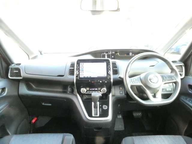 セレナ 2.0 ハイウェイスター VセレクションII バックモニタ 全周囲モニタ 寒冷地 Pアシスト インテリキー LEDライト ETC車載器 オートクルーズコントロール サイドエアバッグ 記録簿 ドライブレコーダー メモリ-ナビ アルミ(4枚目)