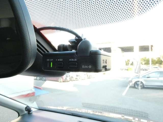 セレナ 2.0 ハイウェイスター VセレクションII バックモニタ 全周囲モニタ 寒冷地 Pアシスト インテリキー LEDライト ETC車載器 オートクルーズコントロール サイドエアバッグ 記録簿 ドライブレコーダー メモリ-ナビ アルミ(16枚目)