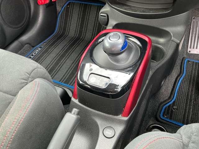 ノート １．２　ｅ－ＰＯＷＥＲ　ＮＩＳＭＯ　純正メモリーナビ　ＬＥＤランプ　ワンオーナー車　Ａストップ　クルコン　Ｂカメラ　メモリーナビ付き　レーンアシスト　フルオートエアコン　スマートキープッシュスタート　Ｗエアバッグ　禁煙車　アルミ　キーフリー　ドラレコ（14枚目）