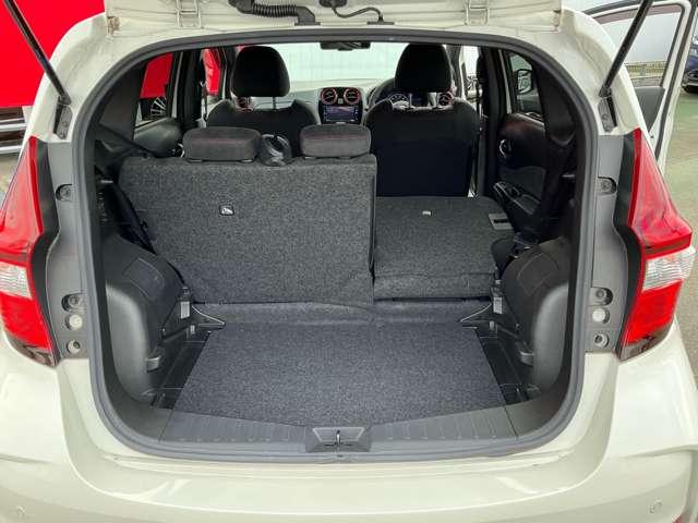 ノート １．２　ｅ－ＰＯＷＥＲ　ＮＩＳＭＯ　純正メモリーナビ　ＬＥＤランプ　ワンオーナー車　Ａストップ　クルコン　Ｂカメラ　メモリーナビ付き　レーンアシスト　フルオートエアコン　スマートキープッシュスタート　Ｗエアバッグ　禁煙車　アルミ　キーフリー　ドラレコ（19枚目）