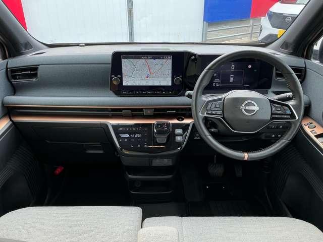 サクラ G プロパイロット シートヒーター アラウンドビュ ワンオーナ 踏み間違い防止アシスト LEDヘッドランプ スマートキー 禁煙車使用 LDW 盗難防止システム オートエアコン ETC バックカメラ ドライブレコーダー ABS ナビTV(3枚目)