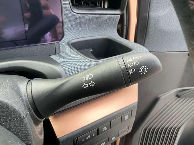 サクラ G プロパイロット シートヒーター アラウンドビュ ワンオーナ 踏み間違い防止アシスト LEDヘッドランプ スマートキー 禁煙車使用 LDW 盗難防止システム オートエアコン ETC バックカメラ ドライブレコーダー ABS ナビTV(12枚目)