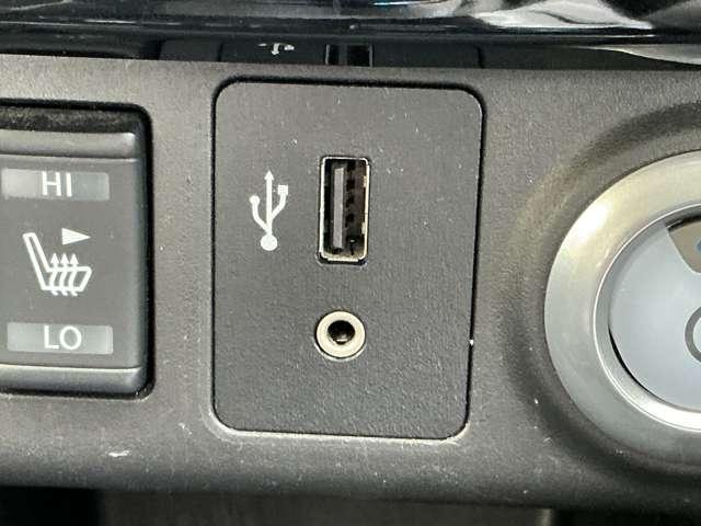 リーフ G プロパイロット アラウンドビュー アダプティブクルコン LEDヘッドライト パーキングサポート 禁煙車 ワンオーナー ETC スマートキー ドライブレコーダー バックカメラ サイドカメラ 盗難防止 アルミホイール フルオートエアコン(6枚目)