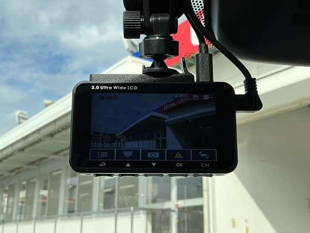 リーフ G プロパイロット アラウンドビュー アダプティブクルコン LEDヘッドライト パーキングサポート 禁煙車 ワンオーナー ETC スマートキー ドライブレコーダー バックカメラ サイドカメラ 盗難防止 アルミホイール フルオートエアコン(19枚目)