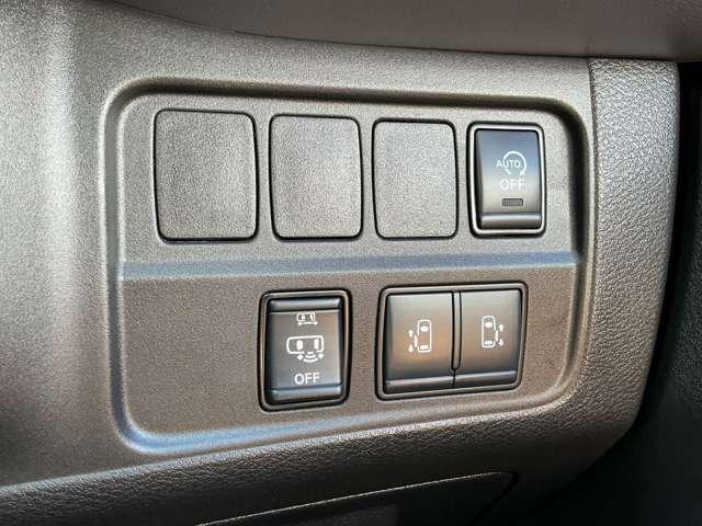 セレナ ハイウェイスター　Ｖ　ガソリンエンジン車　プロパイロット　サイドエアバッグ　アラウンドビュ－　１オナ　アルミ　衝突被害軽減　ＬＤＰ　エアバッグ　両側オートスライドドア　ＬＥＤライト　インテリジェントキー　禁煙　サイドカメラ　メモリーナビ　アイドリングストップ（15枚目）