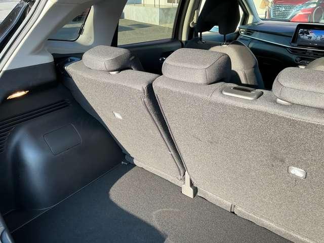 ノート １．２　Ｘ　日産オリジナルナ９インチビゲーション　リアカメラ　衝突被害軽減ブレ－キ　ＥＴＣ付　禁煙車　ＬＥＤヘッドライト　レーンアシスト　インテリジェントキー　ワンオーナー　ドラレコ　盗難防止システム　ワンセグＴＶ　ＴＶナビ　サイドカーテンエアバック（19枚目）