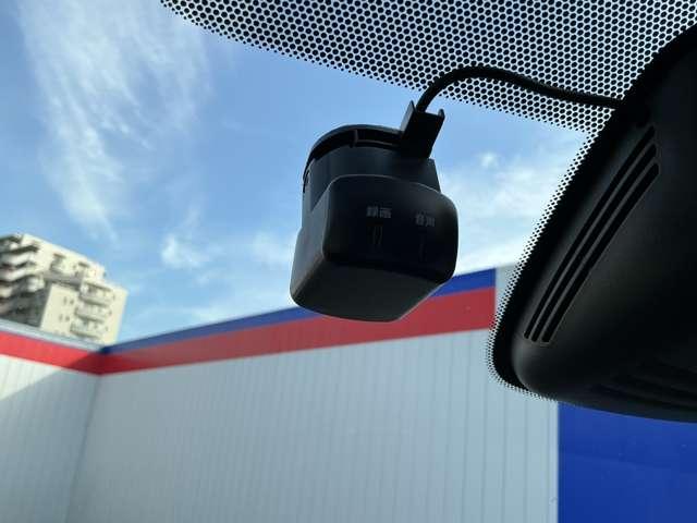 セレナ 2.0 ハイウェイスター V 後席モニター プロパイロット サイドエアバッグ アラウンドビュ- 1オナ アルミ 衝突被害軽減 LDP エアバッグ 両側オートスライドドア LEDライト インテリジェントキー 禁煙 サイドカメラ メモリーナビ アイドリングストップ(18枚目)