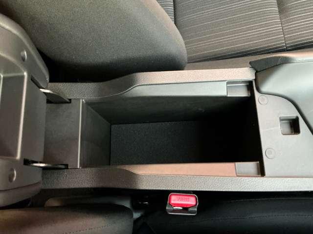 ノート 1.2 X 純正9インチメモリーナビ バックカメラ リアカメラ 衝突被害軽減ブレ-キ ETC付 禁煙車 LEDヘッドライト レーンアシスト インテリジェントキー ワンオーナー ドラレコ アイドリングストップ 盗難防止システム ワンセグTV TVナビ(15枚目)