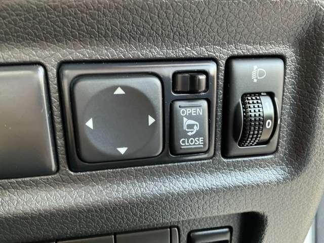 キャラバン チェアキャブ車いす4名仕様 車いすリフター アラウンドビュー(9枚目)