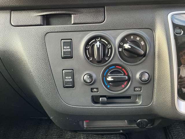 キャラバン チェアキャブ車いす4名仕様 車いすリフター アラウンドビュー(11枚目)