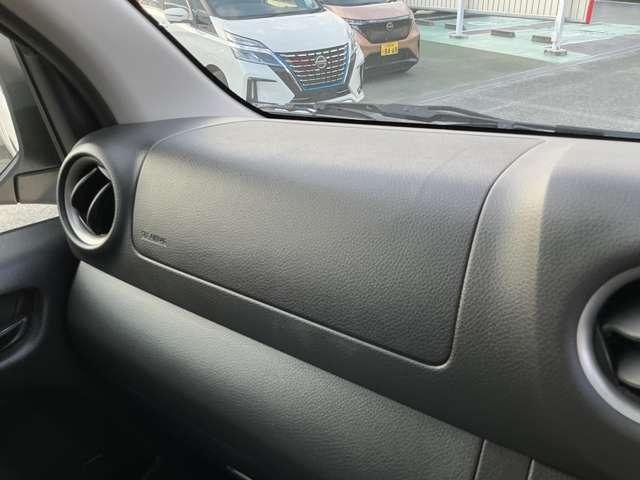 キャラバン チェアキャブ車いす4名仕様 車いすリフター アラウンドビュー(13枚目)