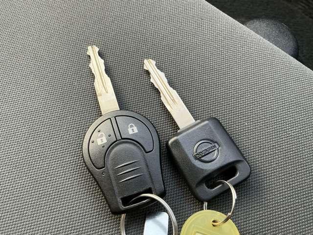 キャラバン チェアキャブ車いす4名仕様 車いすリフター アラウンドビュー(15枚目)