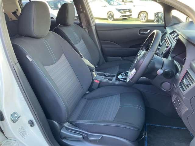 リーフ Ｘ　Ｖセレクション　プロパイロット　アラウンドビュー　レーダークルコン　３６０°カメラ　踏み間違い防止装置　ＬＥＤランプ　セキュリティ　ドライブレコーダー　禁煙　１オーナー　ＥＴＣ　インテリキー　レーンキープアシスト　サイドエアバッグ　パワーウィンドウ（19枚目）