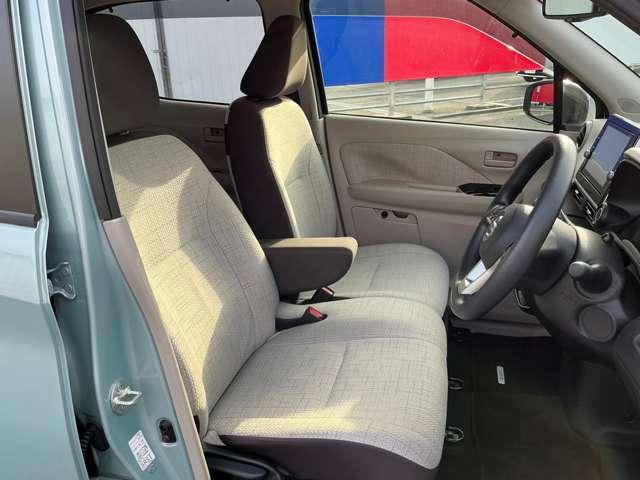 デイズ ６６０　Ｘ　純正９インチメモリーナビ　アラウンドＭ　踏み間違え防止　禁煙　スマートキー　イモビライザー　バックカメラ　１オーナー　ＥＴＣ　レーンキープ　アイドリングストップ　ドライブレコーダー　キーレス　フルオートエアコン　ナビＴＶ　ＰＳ（19枚目）