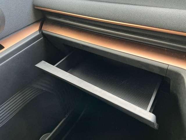 サクラ G 寒冷地 ホットプラスパッケージ アラウンドビュ ワンオーナ 踏み間違い防止アシスト LEDヘッドランプ スマートキー 禁煙車使用 LDW 盗難防止システム オートエアコン ETC ナビ バックカメラ ドライブレコーダー ABS(17枚目)