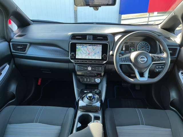 リーフ Ｘ　Ｖセレクション　寒冷地仕様　４０ｋｗ／ｈ　１２セグメント　レーダークルコン　３６０°カメラ　踏み間違い防止装置　ＬＥＤランプ　セキュリティ　ドライブレコーダー　禁煙　１オーナー　ＥＴＣ　インテリキー　レーンキープアシスト　サイドエアバッグ　パワーウィンドウ（3枚目）