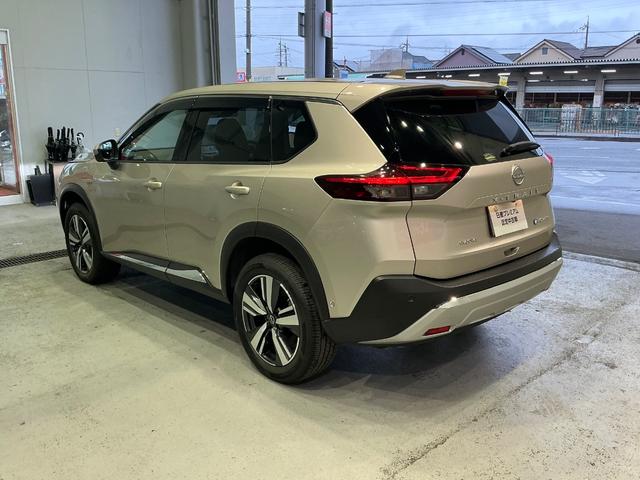 エクストレイル Ｇ　ｅ－４ＯＲＣＥ　４ＷＤ　メーカーナビ　前後ドラレコ試乗車　試乗車　１オーナー　パークアシスト　寒冷地仕様　ＬＥＤヘッドランプ　ナビＴＶ　スマートキー　レーダークルーズ　ＬＫＡ　キーフリー　ＥＴＣ　４ＷＤ　アルミホイール　メモリーナビ　ドライブレコーダー　ＰＳ（68枚目）