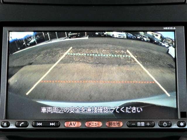 ブルーバードシルフィ ２．０　２０Ｍ　ＨＤＤナビ　ワンセグ　Ｂカメラ　１オーナー　ナビＴＶ　ワンセグ　ワンオーナー車　ＨＤＤナビ　インテリジェントキー　パワステ　Ｂカメラ　イモビライザー　ＥＴＣ　オートエアコン　パワーウィンドウ　ＡＢＳ　キーレスキー　助手席エアバッグ（12枚目）