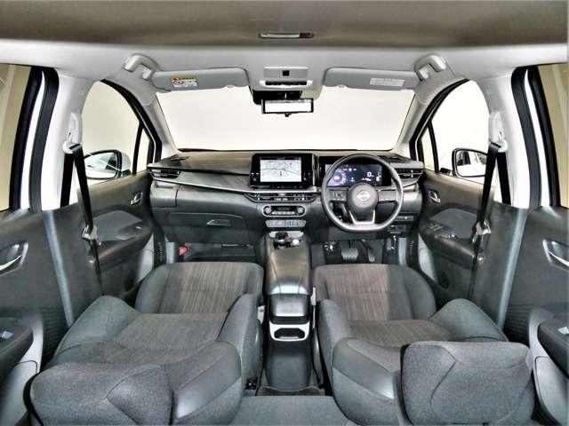 ノート 1.2 X NissanConnectナビ アラウンドM 試乗車 リアカメラ 衝突被害軽減ブレ-キ 全方位カメラ ETC付 アルミ LEDヘッドライト レーンアシスト インテリジェントキー ワンオーナー アイドリングストップ 盗難防止システム ワンセグTV TVナビ(11枚目)