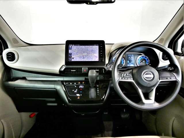 デイズ 660 X 大画面ナビ バックカメラ 展示試乗車 踏み間違え防止 スマートキー イモビライザー バックカメラ 1オーナー ETC レーンキープ アイドリングストップ ドライブレコーダー キーレス フルオートエアコン ナビTV WAB 運転席エアバック(4枚目)