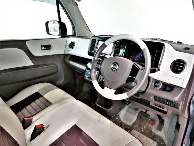 モコ 660 ドルチェX メモリーナビ 前後ドラレコ ワンオーナー イモビライザー ETC スマートキー オートエアコン ナビTV Iストップ ドラレコ パワーウィンドウ アルミホイール デュアルエアバック ワンセグテレビ ABS 運転席エアバック パワステ 1オーナ(5枚目)