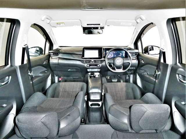 ノート １．２　Ｘ　大画面ナビ　バックカメラ　展示試乗車　リアカメラ　衝突被害軽減ブレ－キ　ＥＴＣ付　ＬＥＤヘッドライト　レーンアシスト　インテリジェントキー　ワンオーナー　ドラレコ　アイドリングストップ　盗難防止システム　ワンセグＴＶ　ＴＶナビ　試乗車ＵＰ（11枚目）