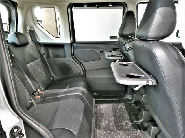 ルークス ６６０　ハイウェイスターＧターボ　アーバンクロム　プロパイロット　エディション　大画面ナビ　アラウンドＭ　展示試乗車　インテリジェントキー　アルミホイール　レーダークルーズコントロール　セキュリティ　ＬＥＤヘッドライト　アイドリングストップ　サイドカメラ　レーンキープアシスト　メモリーナビ　エアコン　ＥＴＣ　キーレス（7枚目）