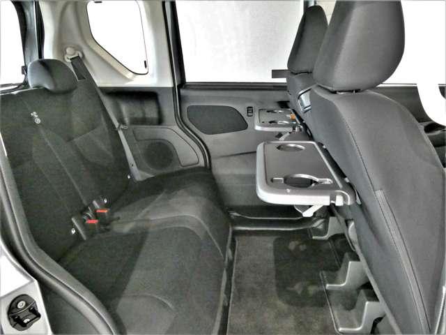 ルークス ＨＳーＸ　プロパイロット　エディション　アラウンド展示試乗車　左右パワースライドドア　アイドリング　イモビ　パノラマモニター　助手席エアバッグ　衝突軽減ブレーキ　ＰＷ　ナビ＆ＴＶ　１セグ　ＬＥＤヘッドライト　ＬＤＷ　スマートキー　ＥＴＣ　ワンオーナー車　ＰＳ（7枚目）