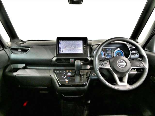 運転席からの視界が広く、隅々まではっきり見渡せます☆